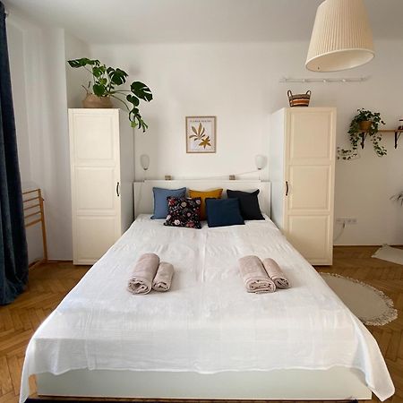 Quiet Apartment Near Buda Castle Budapest Eksteriør billede