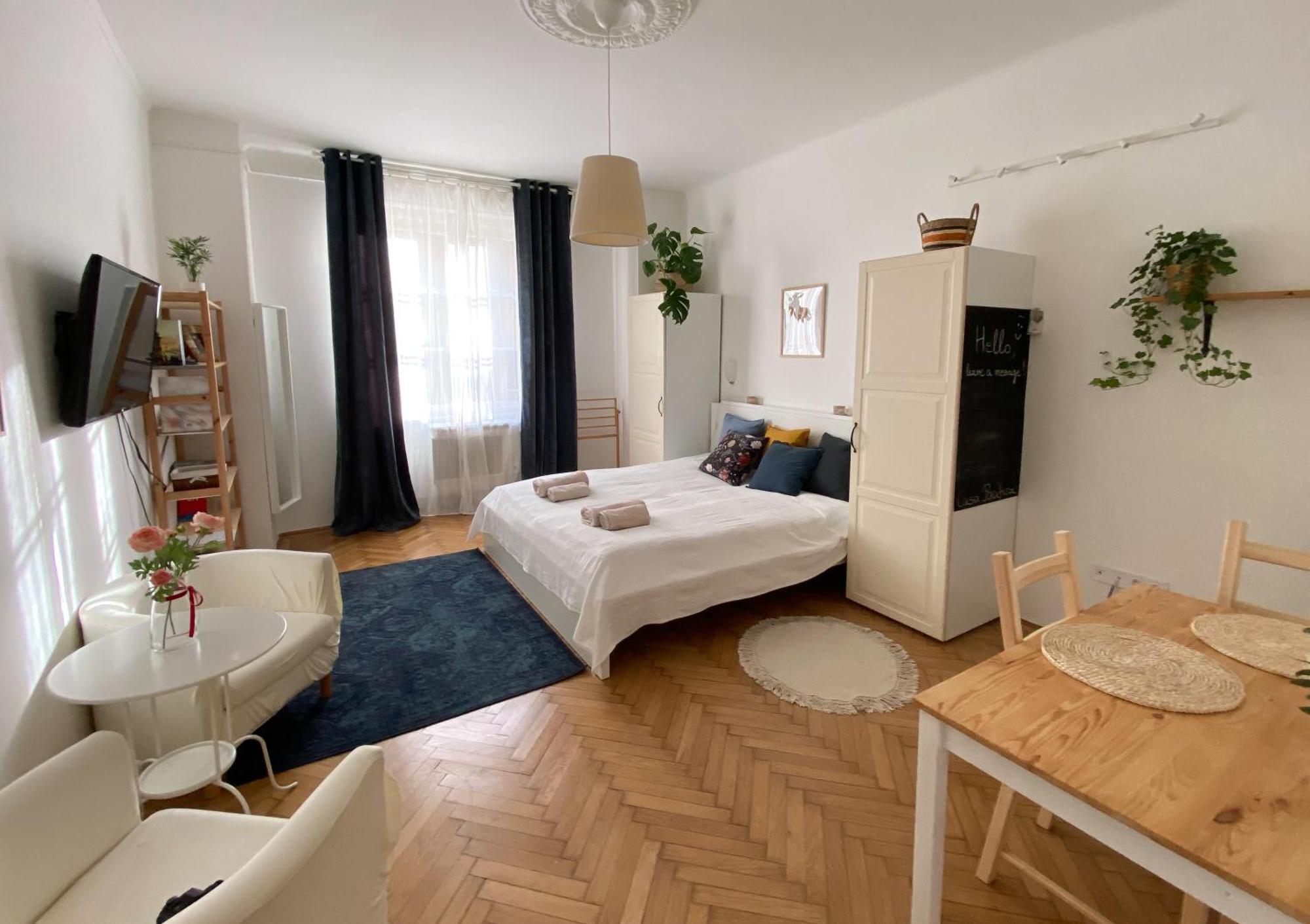 Quiet Apartment Near Buda Castle Budapest Eksteriør billede