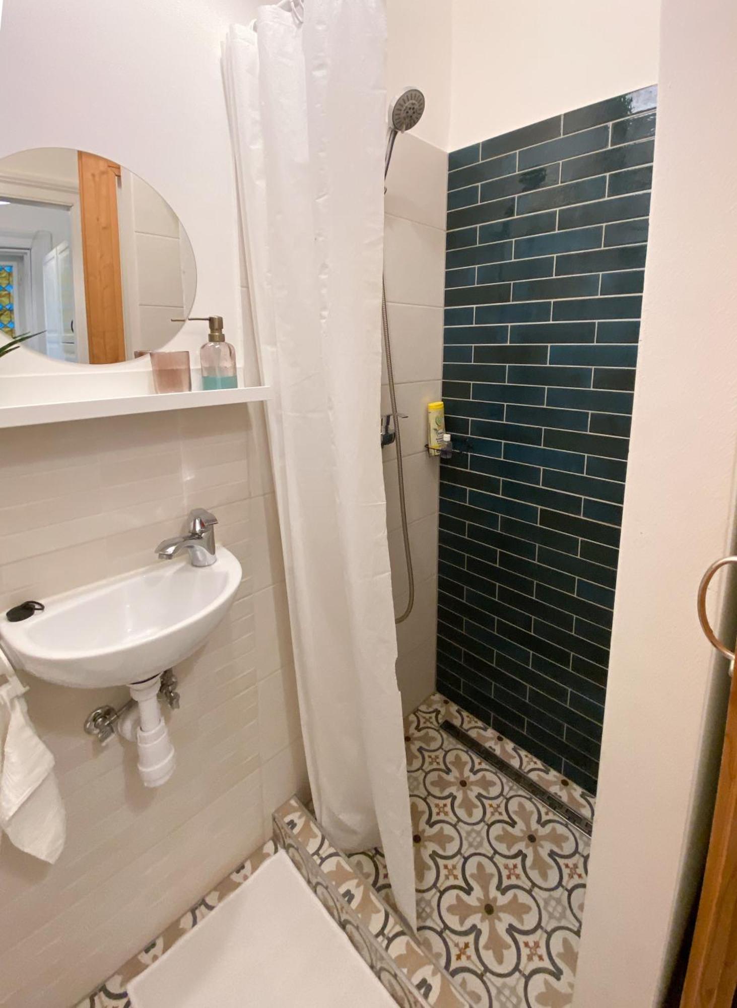 Quiet Apartment Near Buda Castle Budapest Eksteriør billede